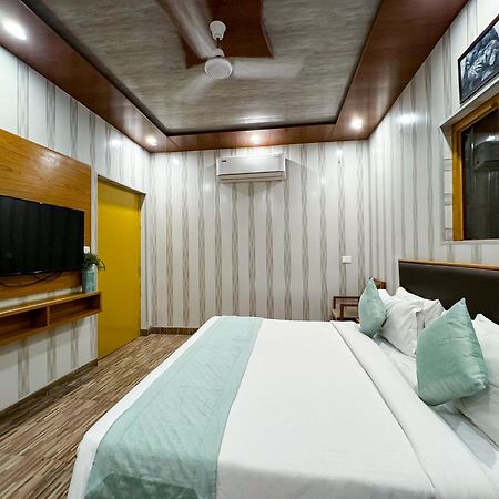 The White Oak Corbett Spa & Resort Rāmnagar Buitenkant foto