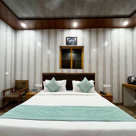 The White Oak Corbett Spa & Resort Rāmnagar Buitenkant foto