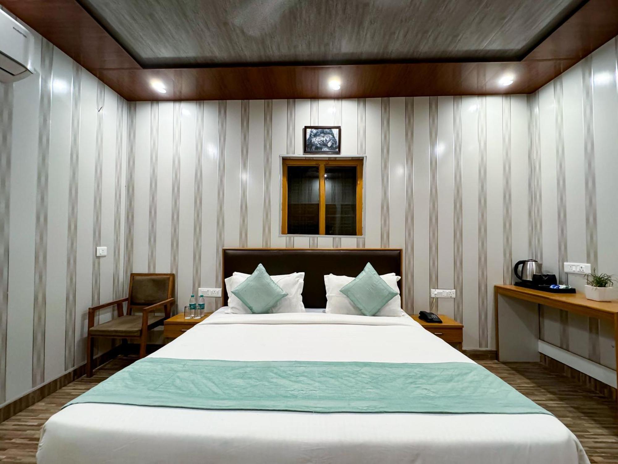 The White Oak Corbett Spa & Resort Rāmnagar Buitenkant foto