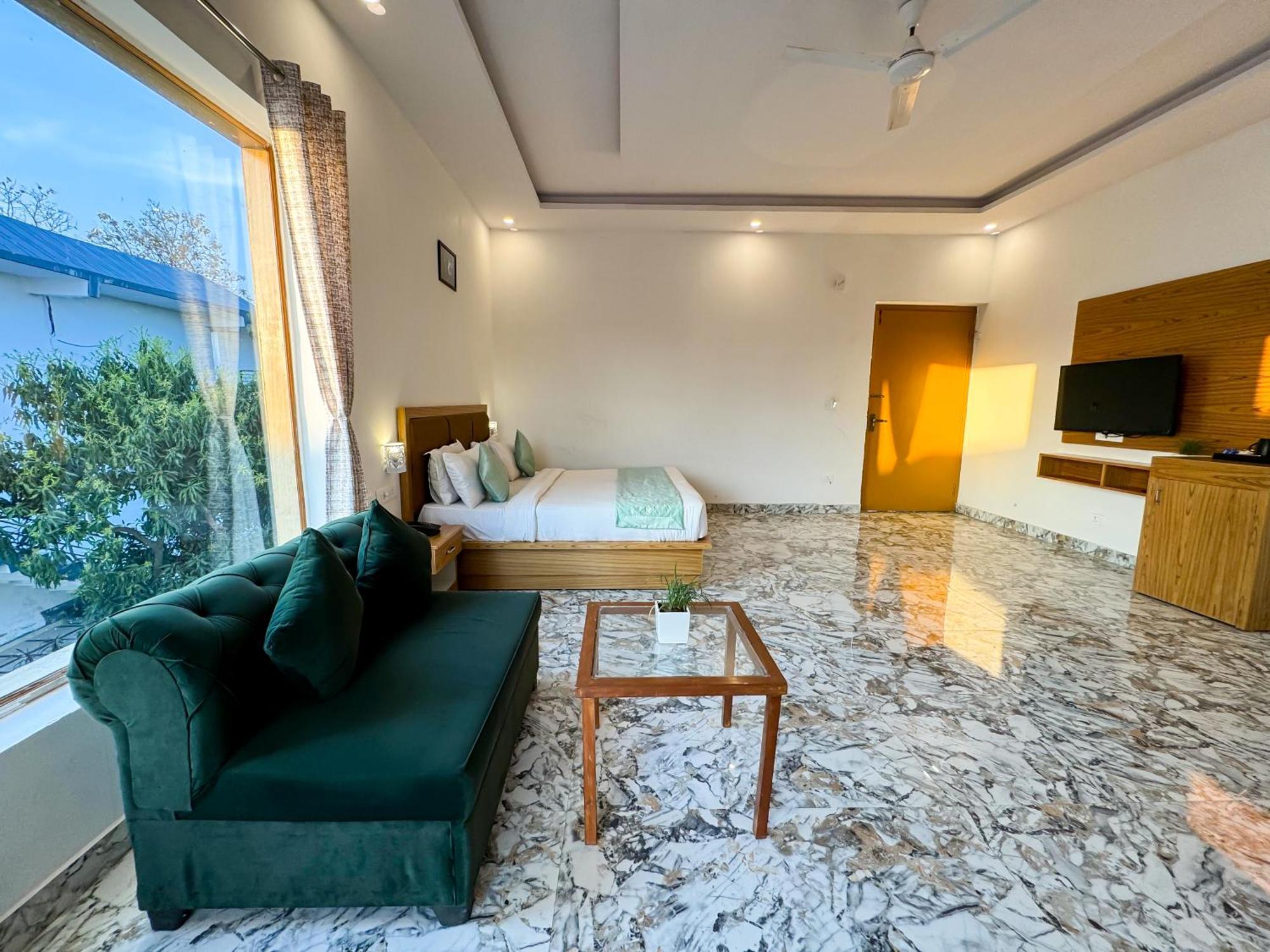 The White Oak Corbett Spa & Resort Rāmnagar Buitenkant foto