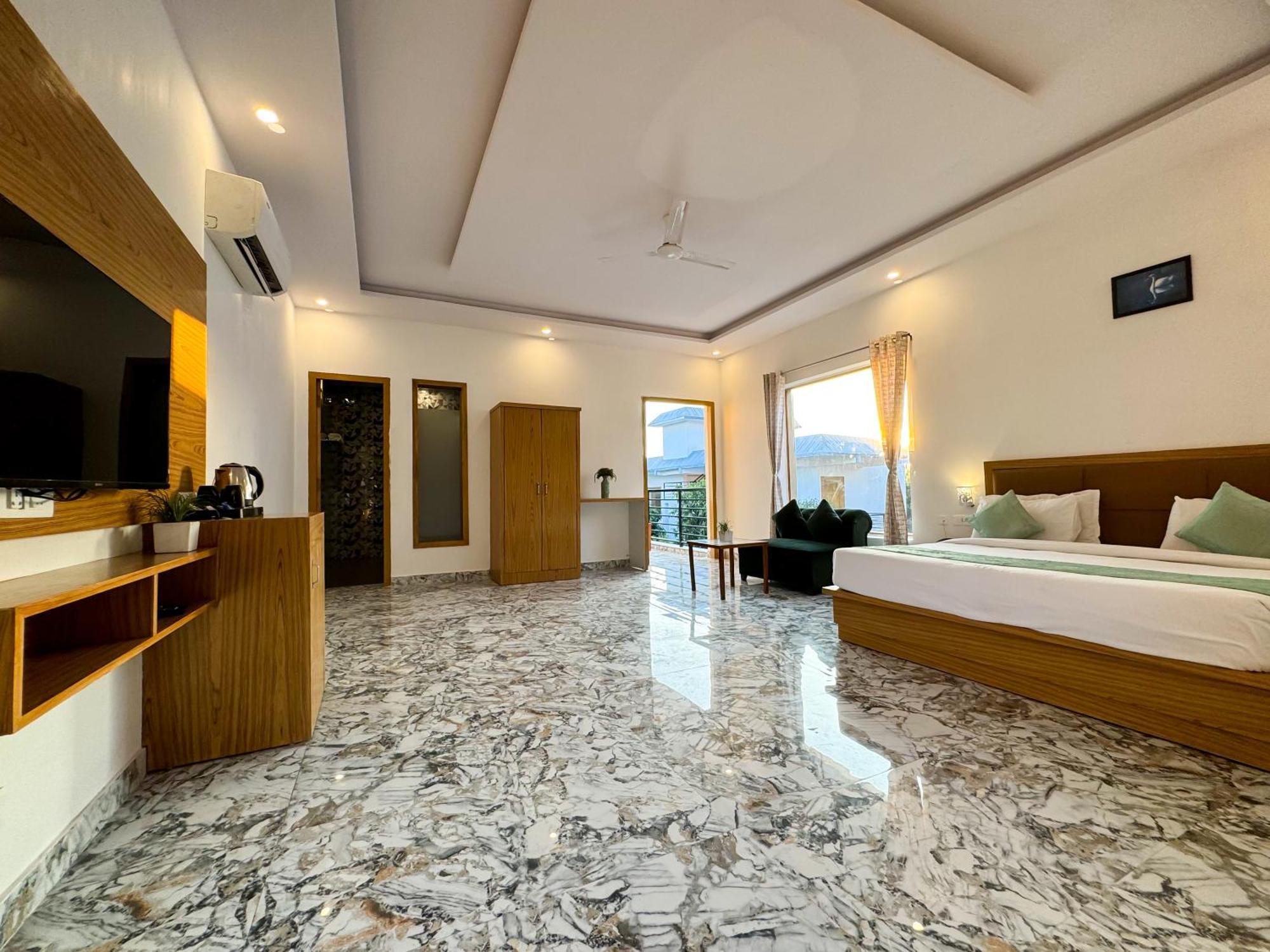 The White Oak Corbett Spa & Resort Rāmnagar Buitenkant foto
