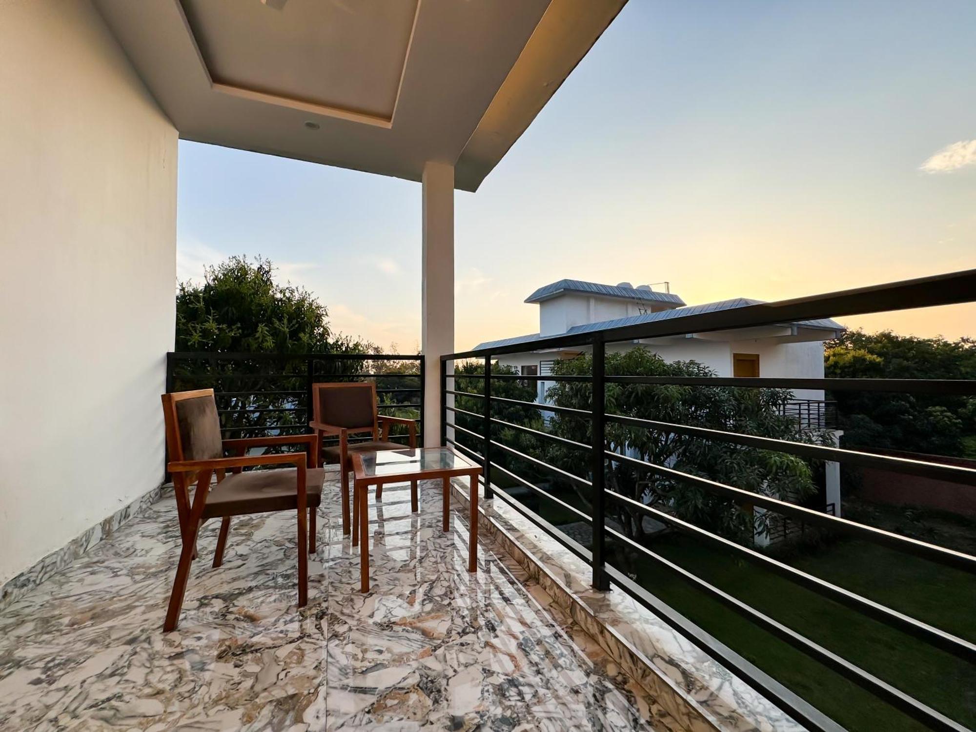 The White Oak Corbett Spa & Resort Rāmnagar Buitenkant foto