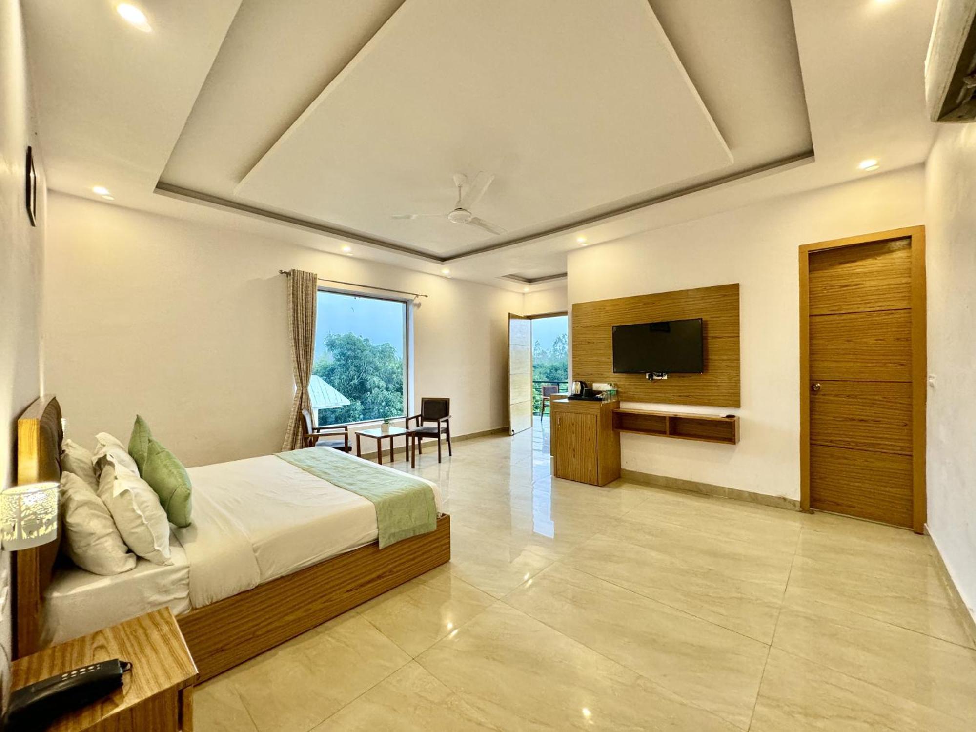 The White Oak Corbett Spa & Resort Rāmnagar Buitenkant foto