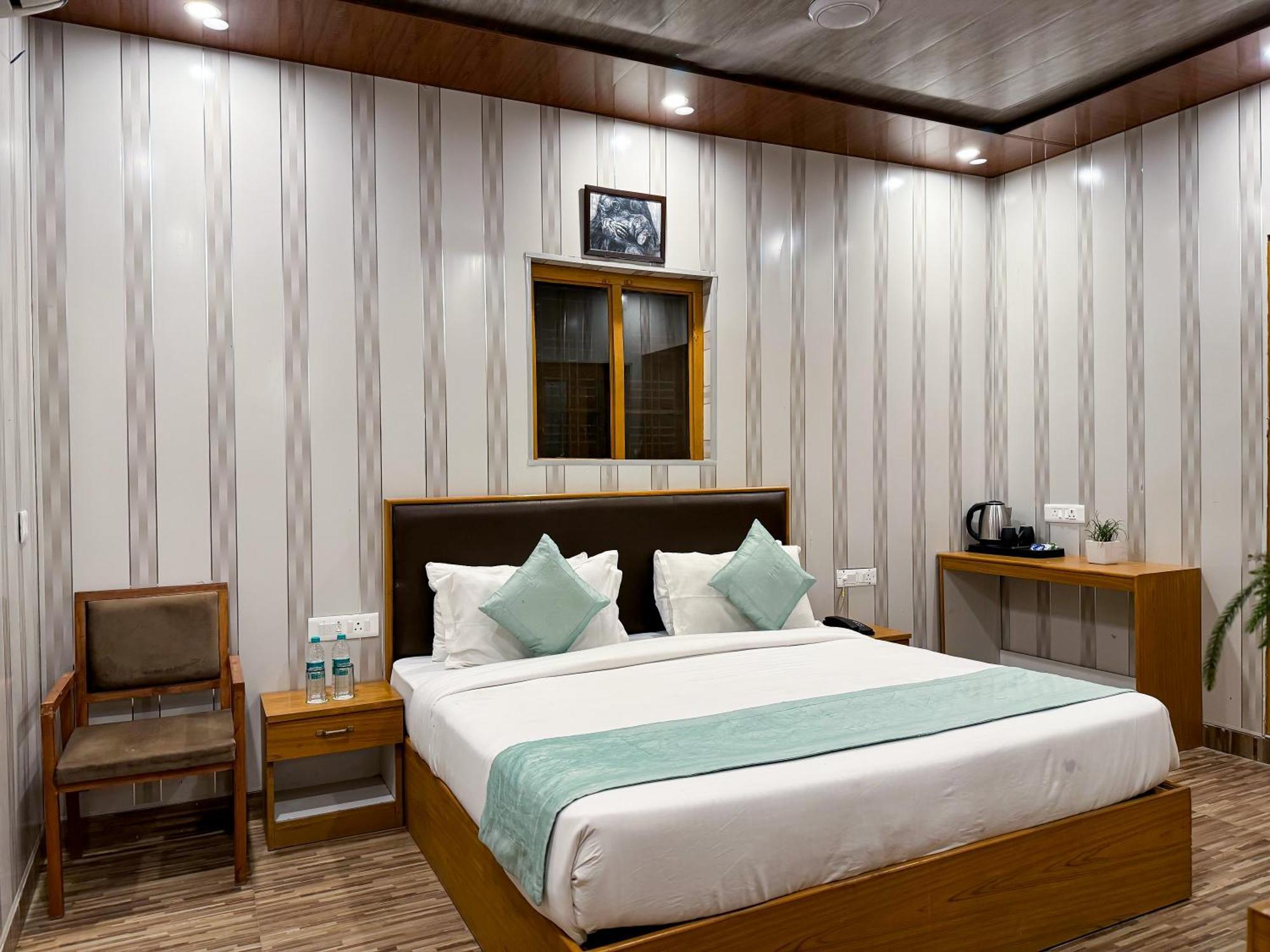 The White Oak Corbett Spa & Resort Rāmnagar Buitenkant foto