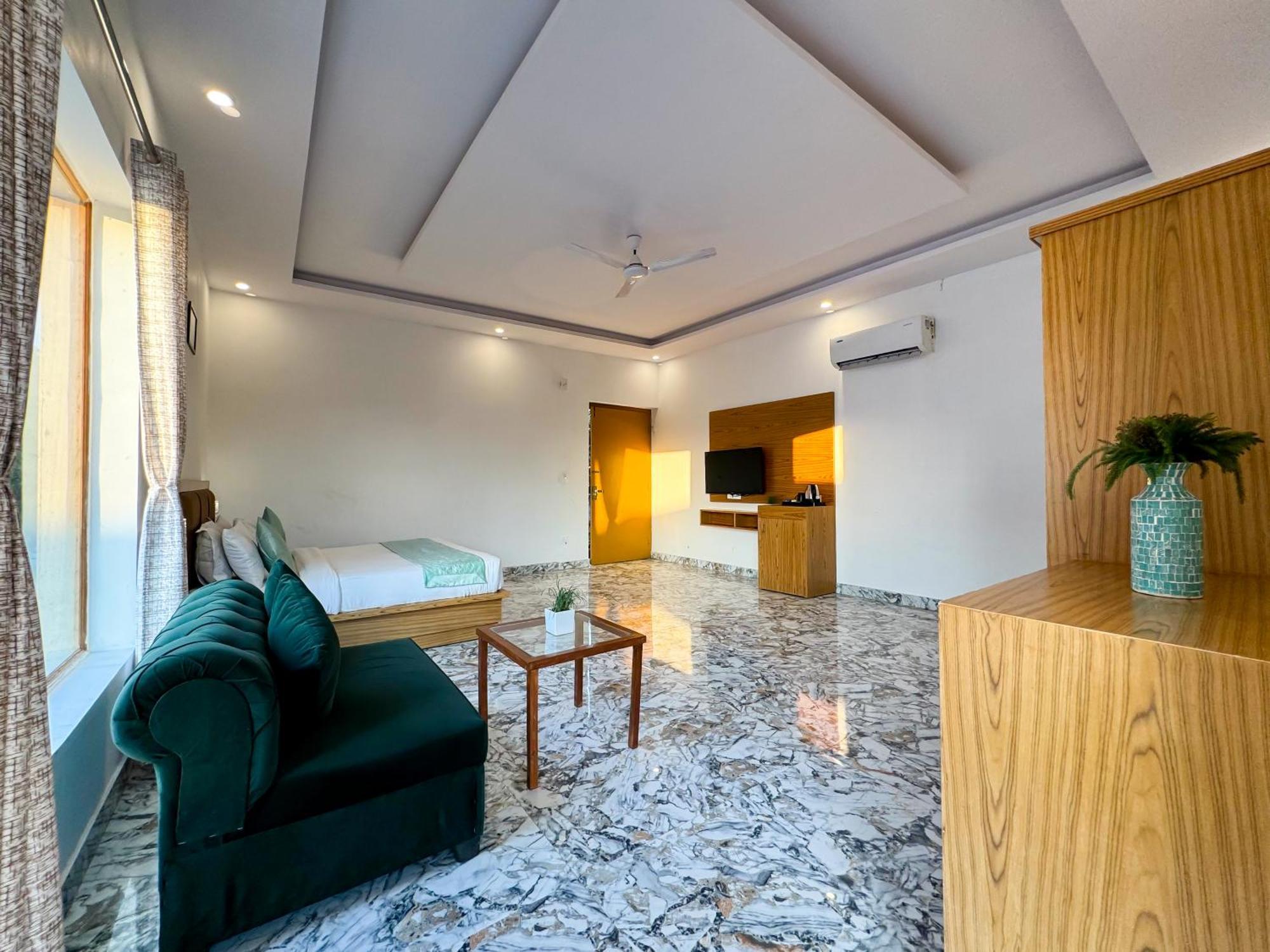 The White Oak Corbett Spa & Resort Rāmnagar Buitenkant foto